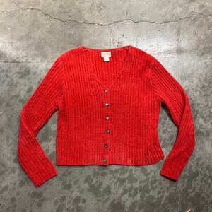 Red ribbed cardigan with button up